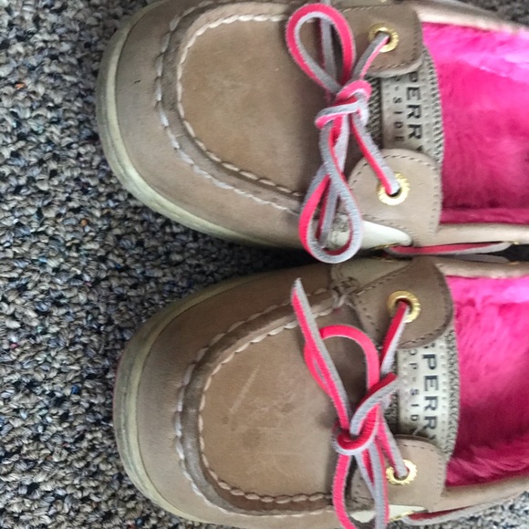 Shoes - Picture 5 of 6